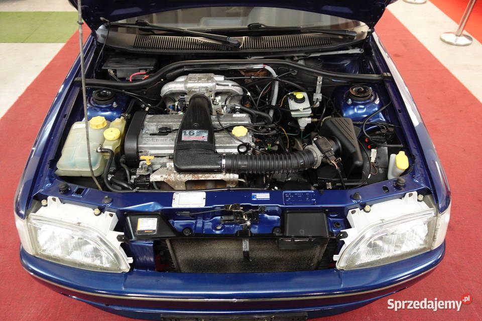 Ford Escort 16 16V CLX sedan 1 właściciel łódzkie