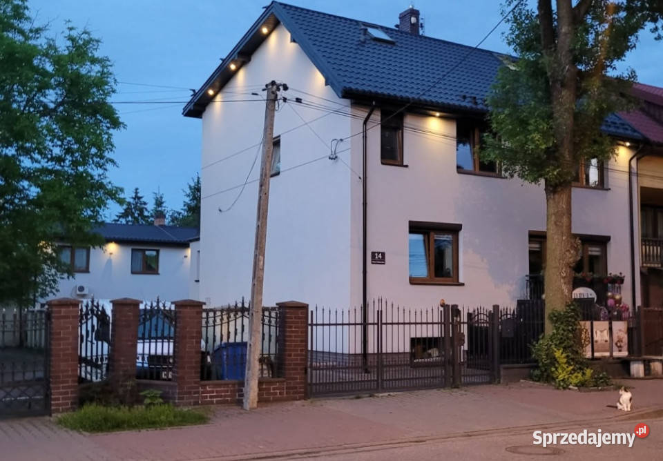 Dwa domy Piastów centrum sprzedam Rok budowy 2009