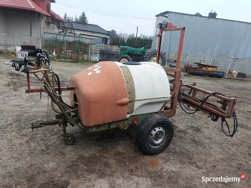 Opryskiwacz 1000l 12m Jeziernia