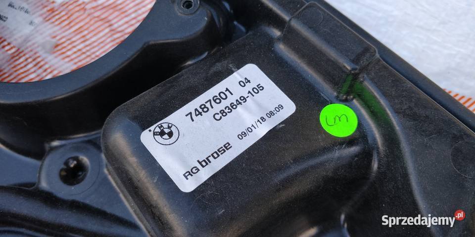wygłuszenie drzwi z mechanizmem szyb BMW X3 G01 Rok produkcji 2020
