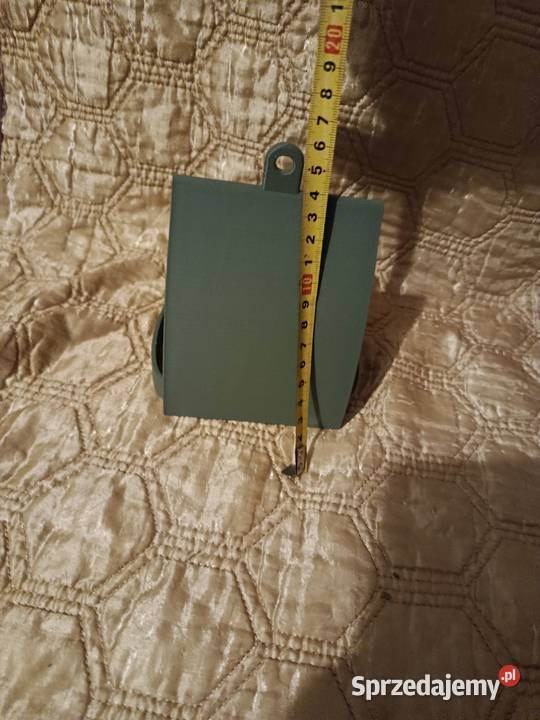 Karmnik ptaków Warszawa