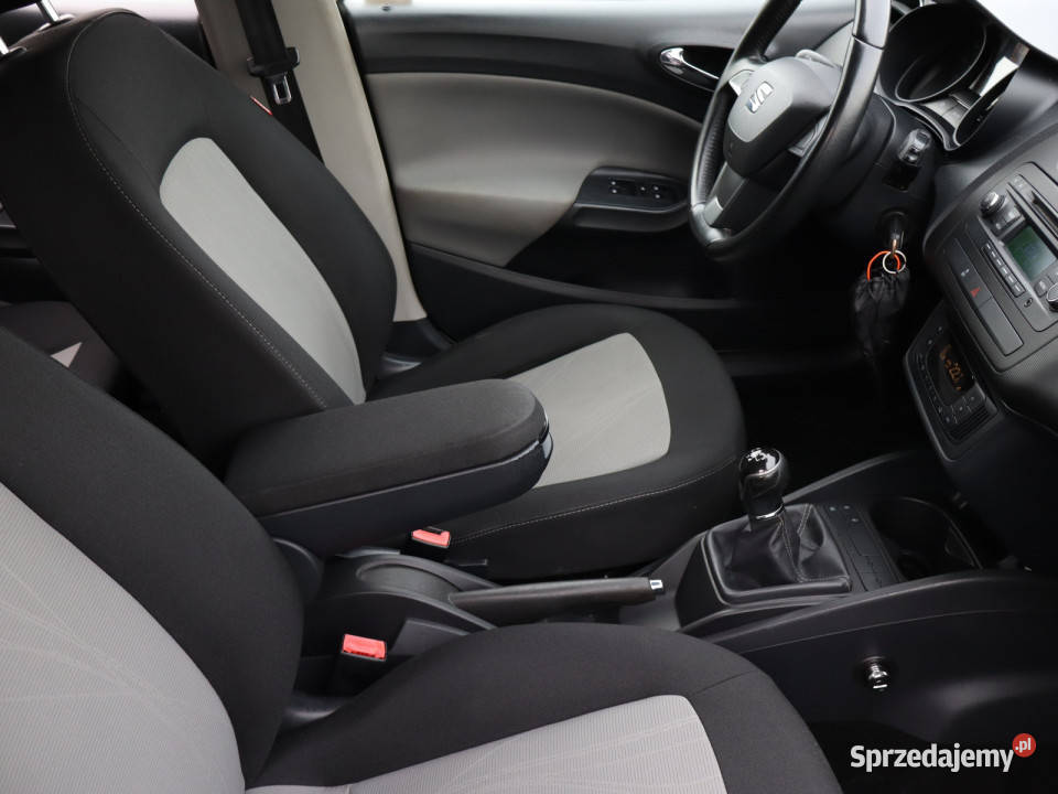 Seat Ibiza 12 TSI światła przeciwmgielne
