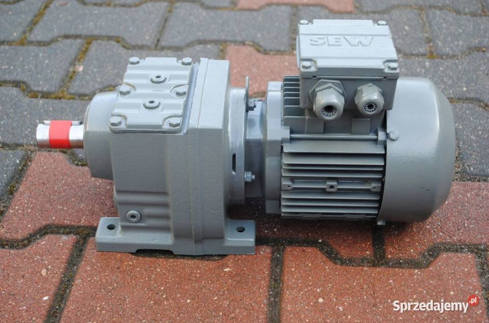 Motoreduktor 037kw 43obrmin Firmy SEW Kargowa sprzedam