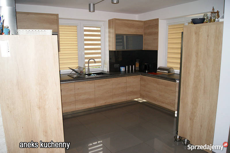 DOM 300M2 sprzedam DZIALKA 17000M2