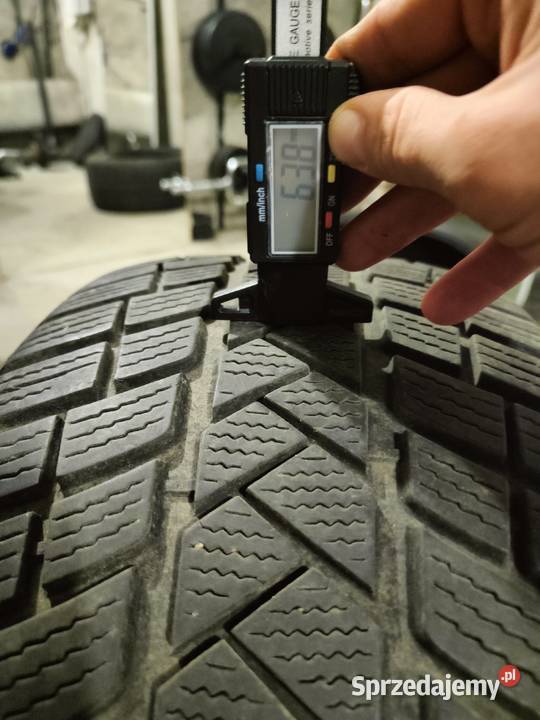 2x Opona zimowa Vredestein Wintrac Pro 22540R18 40 Samochodowe Bełk