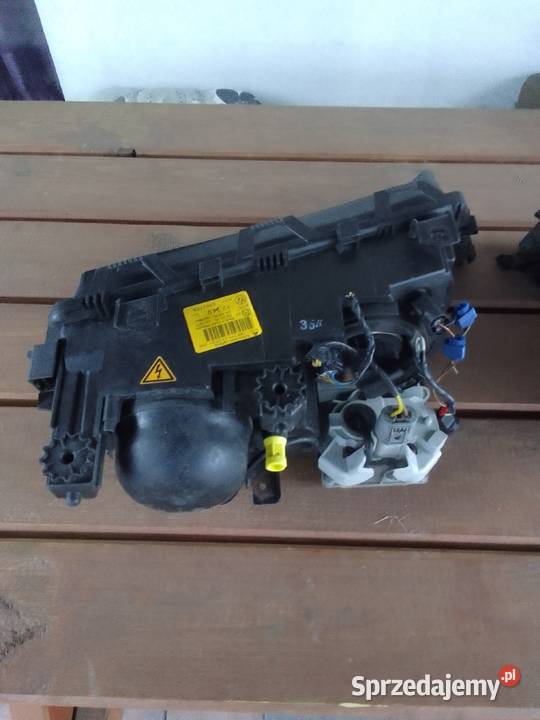 BMW E46 sedan kombi lampy przednie lift Xenon