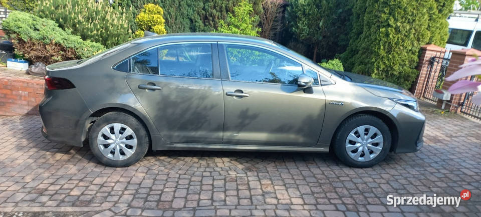Toyota Corolla 487 netto ECVT 18 Hybryda Kamera gniazdo SD Corolla pomorskie Gdańsk