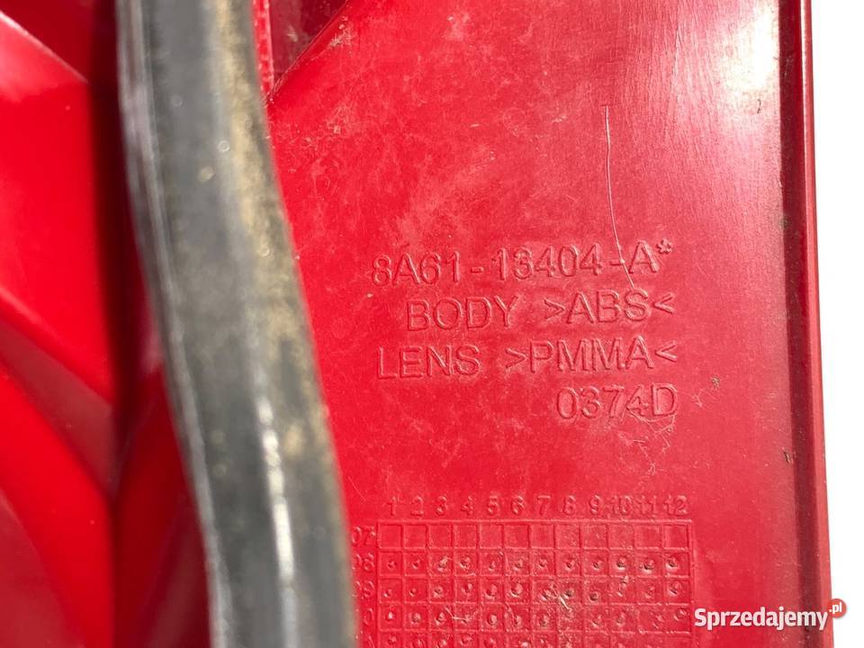 LAMPA PRAWY TYŁ FORD FIESTA MK7 8A6113404A osobowe