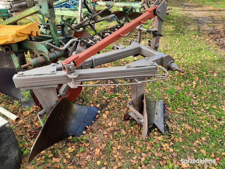 Pług Unia Grudziądz 2 skibowy duży nieuszkodzony Pługi
