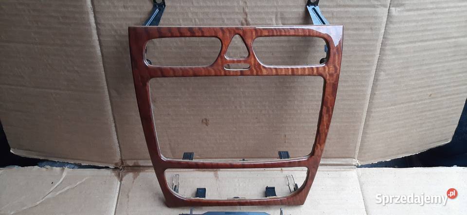 dekory popielniczka drewno mercedes c klawa w203 Wyposażenie wnętrza Rawicz sprzedam