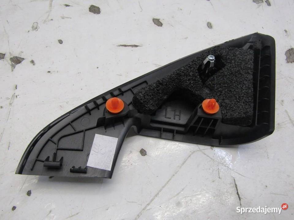 OSŁONA ZAŚLEPKA TRÓJKĄT DRZWI LEWY PRZEDNI PRZÓD