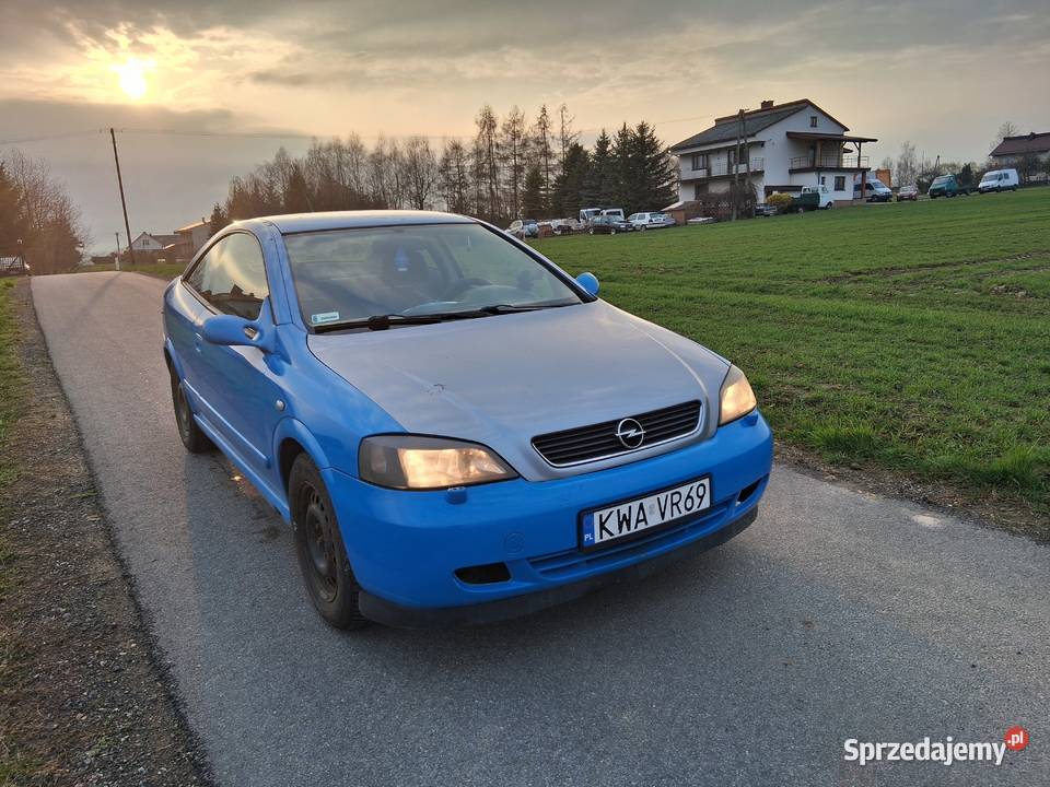 Opel Astra G Coupe 2000 r 18 16v z benzyna z Rok produkcji 2000 Babica