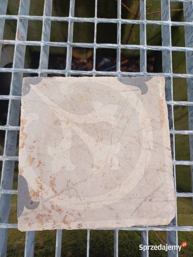 Stara 120 lat płytka podłogowa ceramiczna rogowa dolnośląskie Lubań