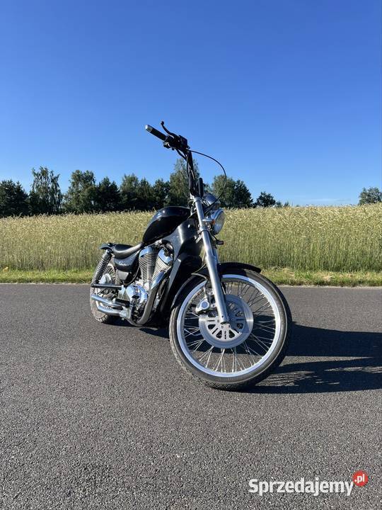 Suzuki VS 600 GL Intruder Bobber 1996r
