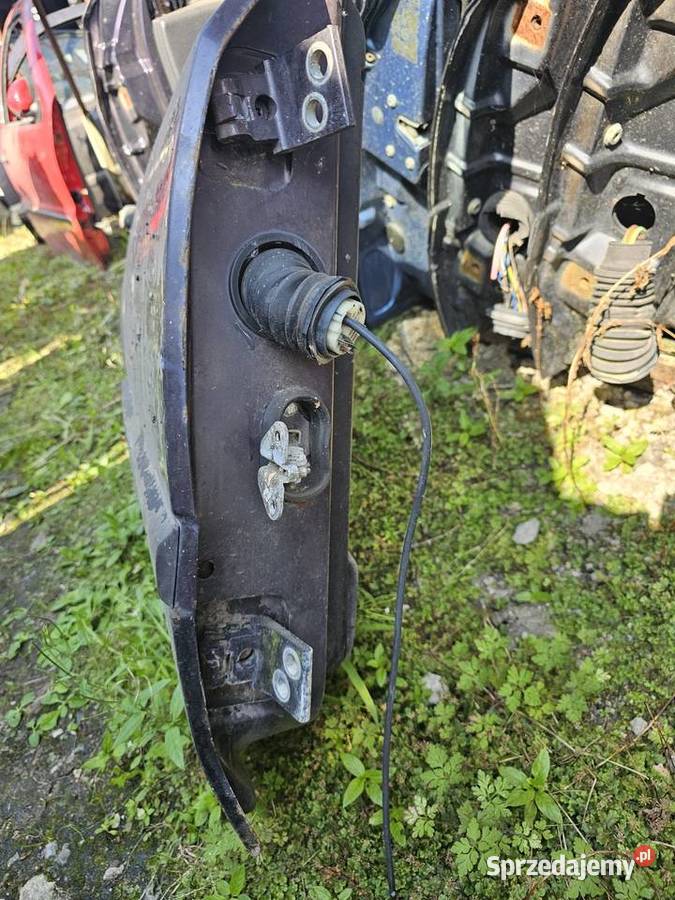 Drzwi golf 3 prawy tył mazowieckie Wólka Łagowska sprzedam