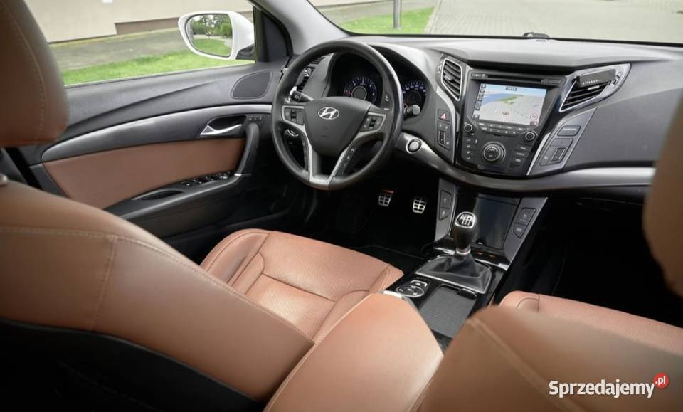 Zamienie na suv minbus hyundai i 40 17