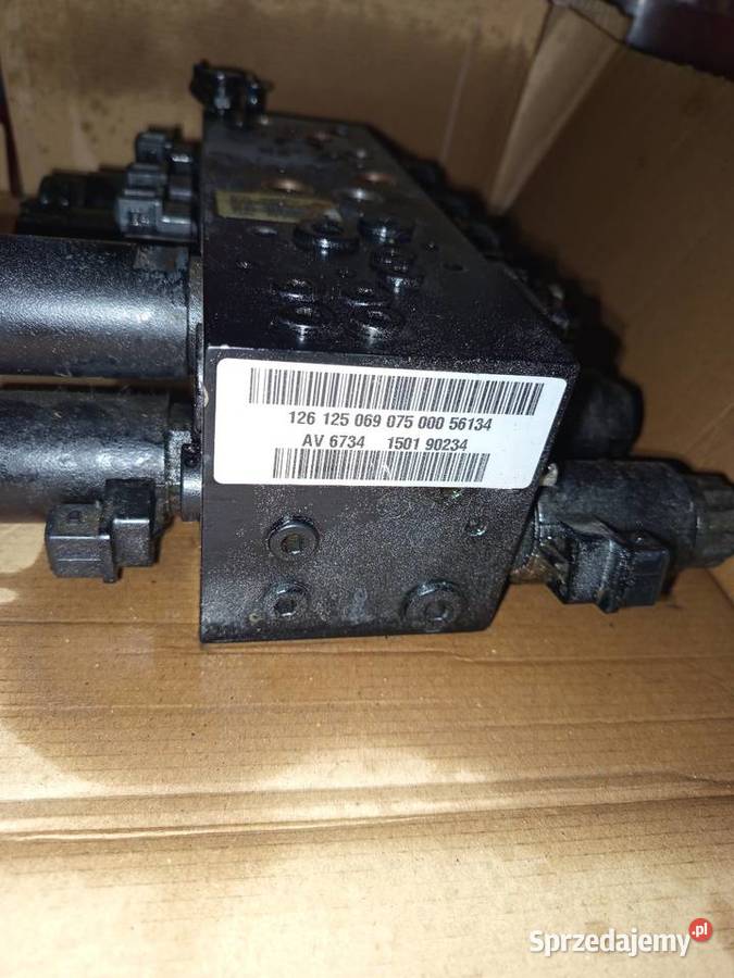 Rozdzielacz 4 sekcje stan idealny LINDE 391 Grójec