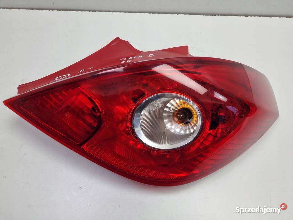 LAMPA PRAWA OPEL CORSA D 3D HTB 0614r TYLNIA osobowe Rudka