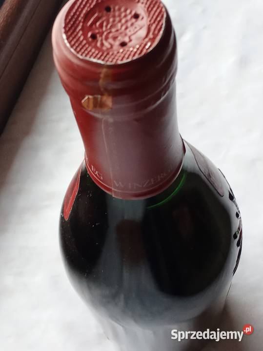 Czerwone wino z 1994roku Prusim