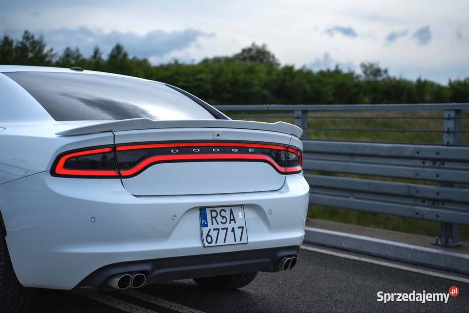 Dodge Charger 36 AWD LPG Beats szyberdach podkarpackie Sanok
