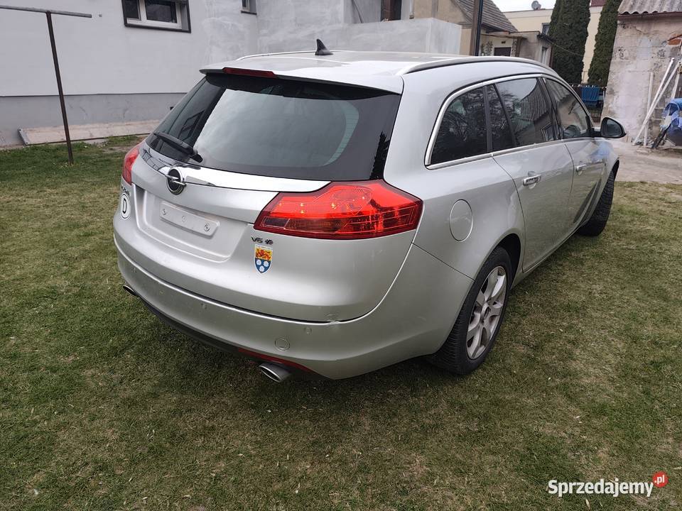 Opel Insignia 28 V6 260 4X4 Poznań