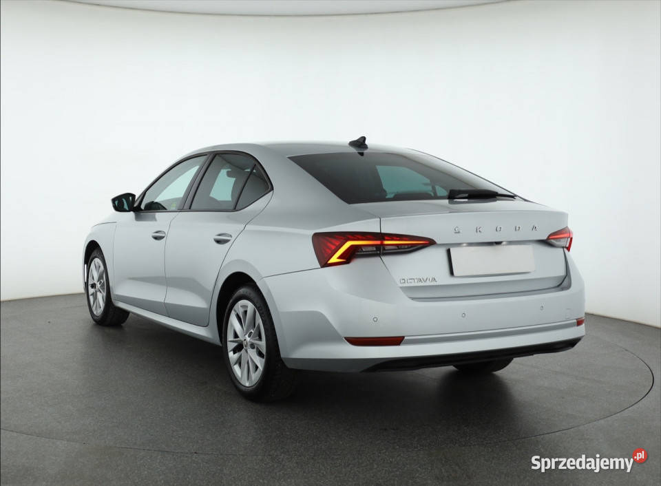 Skoda Octavia 15 TSI benzyna Piaseczno