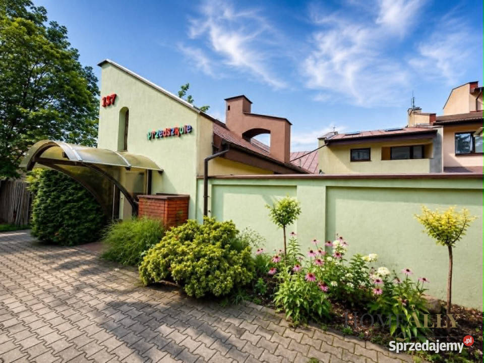 Lokal Warszawa Świderska 212m2 Ilość pomieszczeń 4