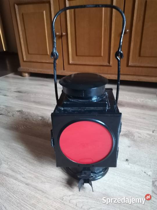 Stara lampa kolejowa na nafte Kraków