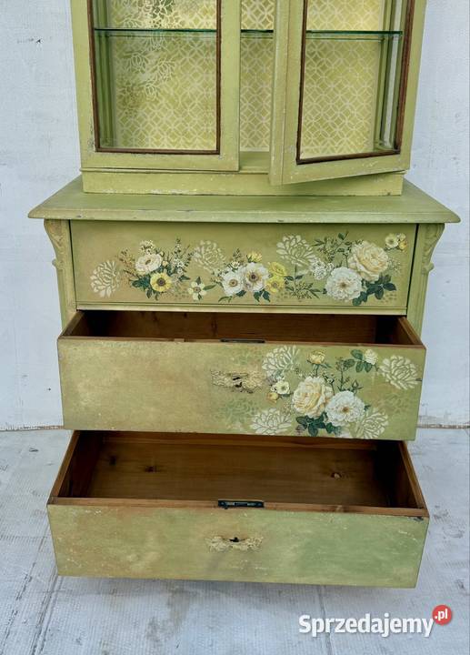Witrynka komoda z nadstawką vintage z różami