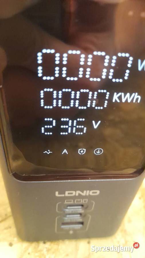 Power bank 2500W LONIO 140W szybkie ładowanie Szadek
