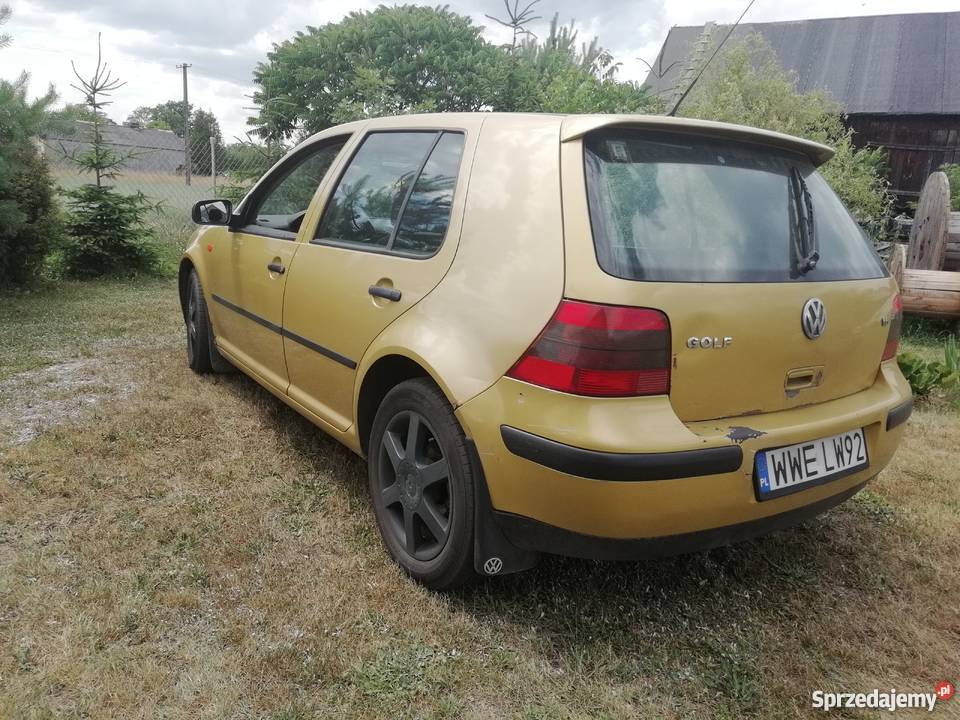 VW Golf 4 16 sr mazowieckie Sadowne