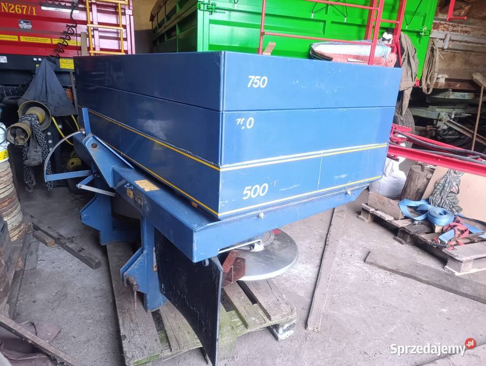 Rozsiewacz nawozów BOGBALLE DZ Trend wielkopolskie Gniezno