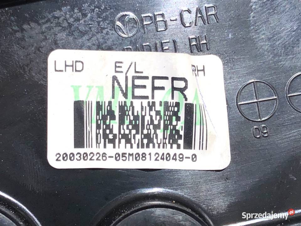 LUSTERKO PRAWY HYUNDAI i20 Hatchback BLACK Lusterka zewnętrzne sprzedam