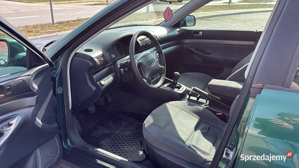 Sprzedam Audi A4 B5 1997 16 BG klima Łomża sprzedam