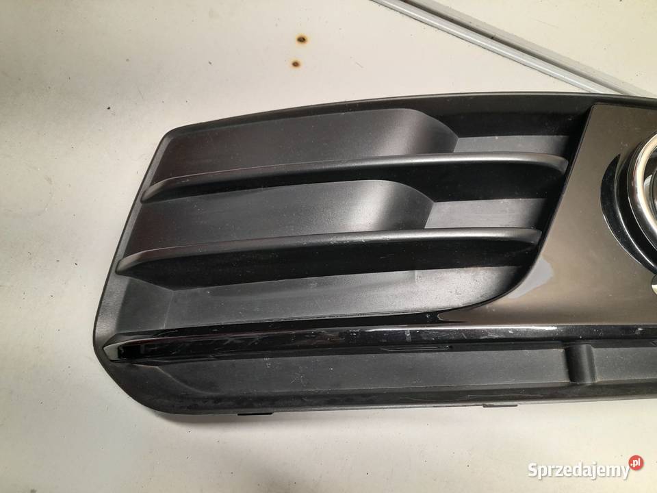 AUDI Q5 KRATKA ZAŚLEPKA ZDERZAKA LEWA 8R0807681M zachodniopomorskie Goleniów