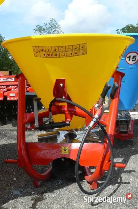 Rozsiewacz nawozów STRUMYK lejek jednotarczowy