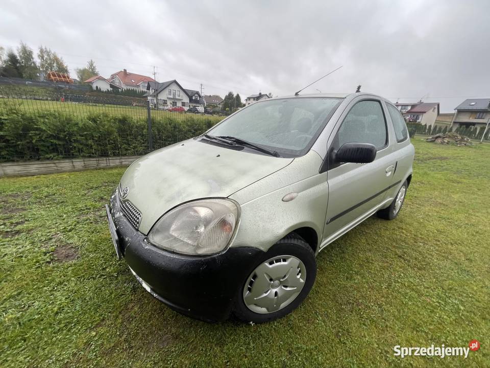 TOYOTA YARIS 10 vvti 3 drzwi Polski salon pomorskie Chmielno