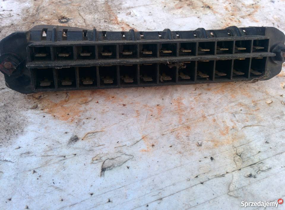 Polonez skrzynka bezpiecznikow osobowe Stalowa Wola