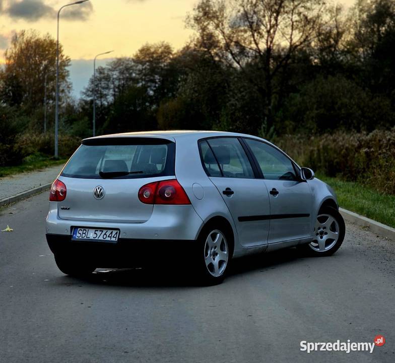 Volkswagen Golf v 14 lpg Łańcut sprzedam