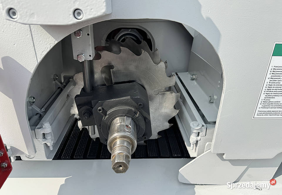 Wielopiła gąsienicowa obrzynarka z pływającą Sierakowska Huta