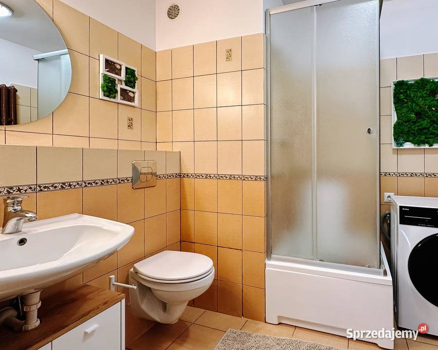 Kawalerka 37 m z balkonem 1 piętro winda Nieruchomości zachodniopomorskie