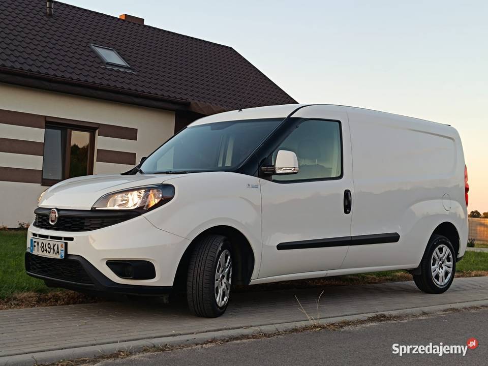 Fiat Doblo maxi 2021 mały przebieg Tomaszewo