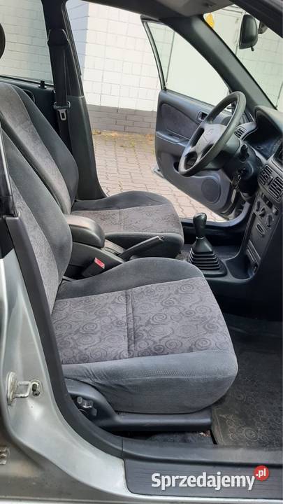 Toyota corolla 13 1999 nieuszkodzony mazowieckie