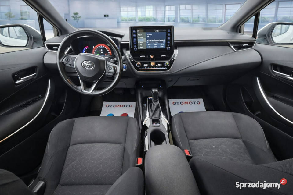 Toyota Corolla 22r Salon Polska 18 HYBRID 1wł z przyciemniane szyby Białystok