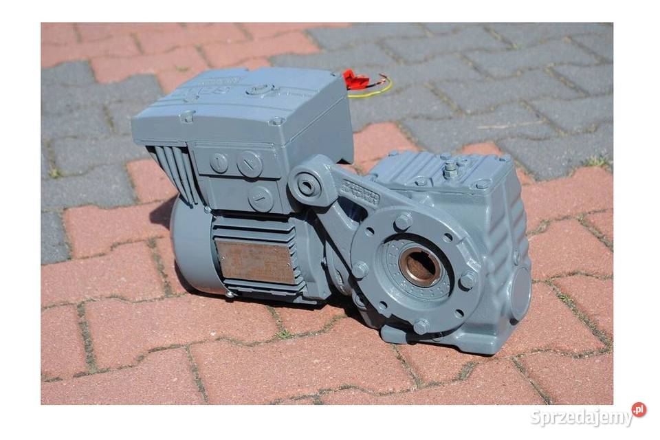 Motoreduktor kątowy 0075037kw 9748ob FALOWNIK