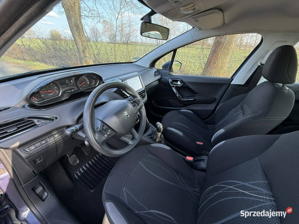 Peugeot 208 14 HDI 68 110 4cylindry facelift LED gniazdo USB dolnośląskie Ocice