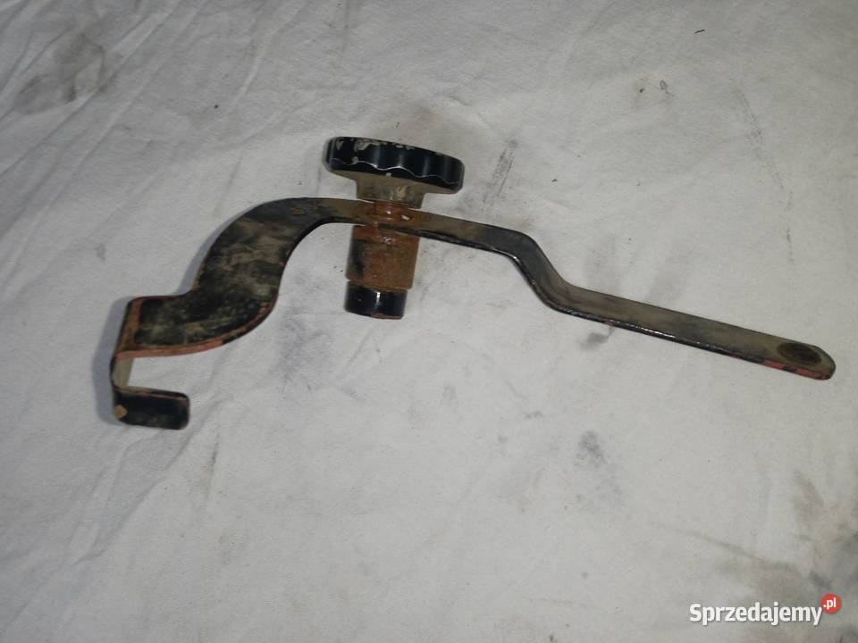 Nakrętka blokady dźwigni hydrauliki Ursus 904 Ursus Pruszcz Gdański sprzedam
