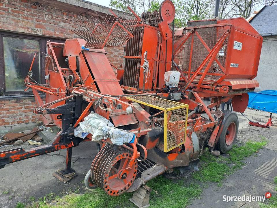 Kombajn Buraczany Kombajn Do Buraków Neptun Z413 Brześć Kujawski