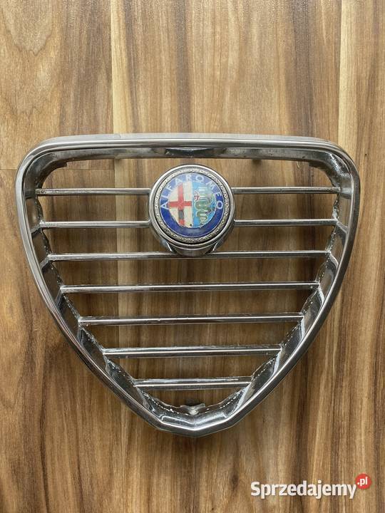 Grill Alfa Romeo GIULIA NUOVA 105115 z logo Karoseria Świebodzin sprzedam