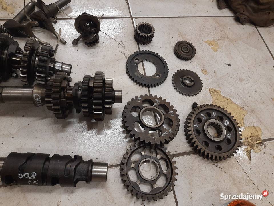 Suzuki VX 800 części kierunkowskaz skrzynia tryb Jelenia Góra